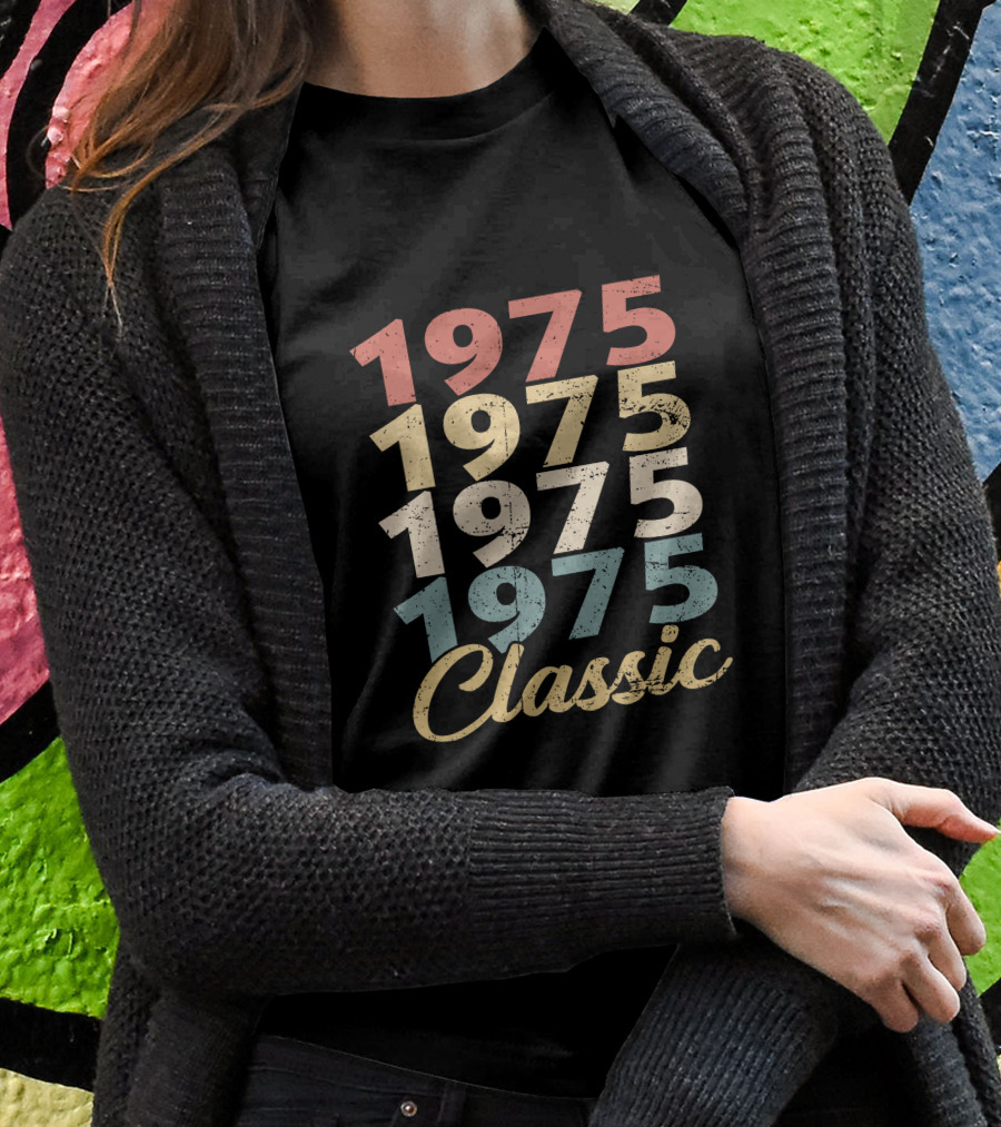 1975 Classic Retro Typography T-Shirt