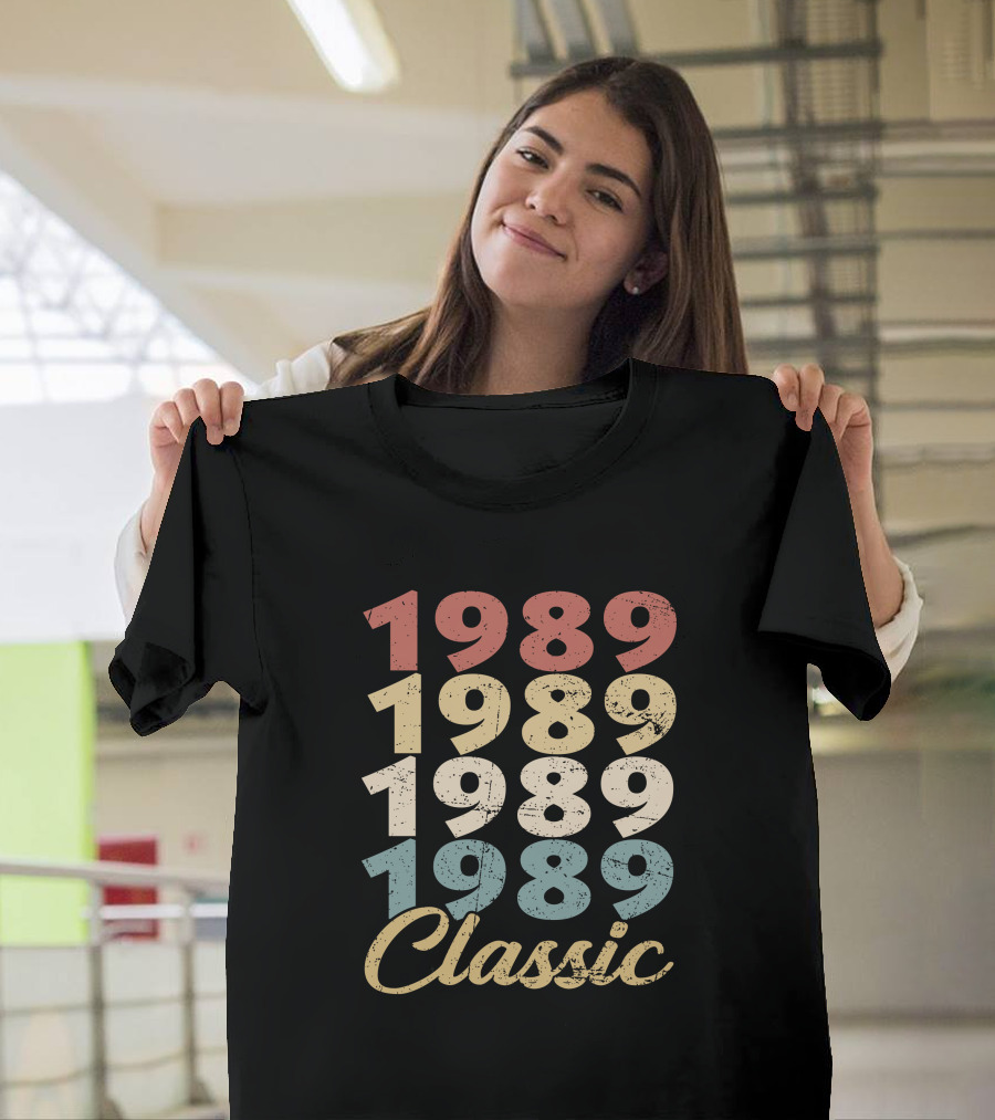 1989 Classic Retro 1989 Vintage 1989 Nostalgia Classic 1989 Retro 1989 Vintage 1989 Classic T-Shirt