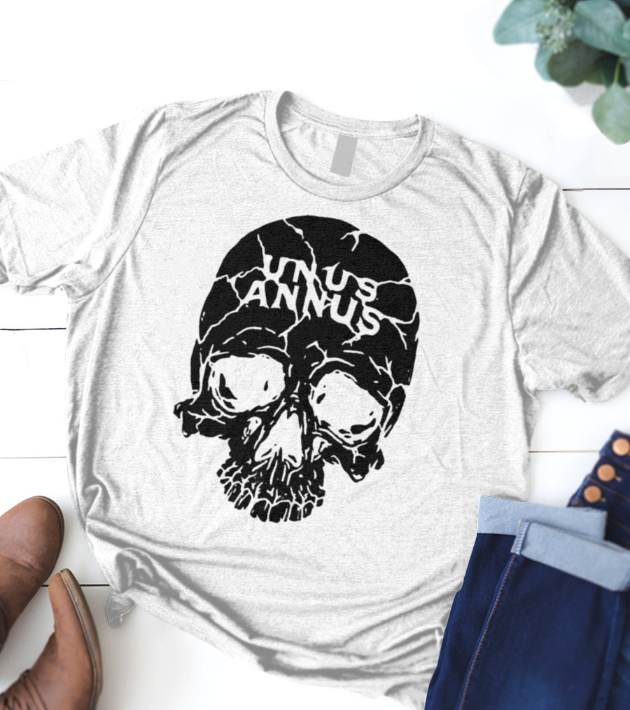 Unus Annus Skull Black Crack T-Shirt