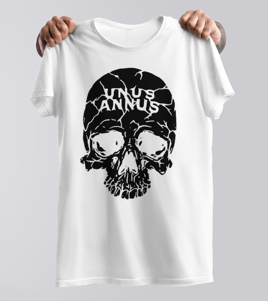 Unus Annus Skull Black Crack T-Shirt