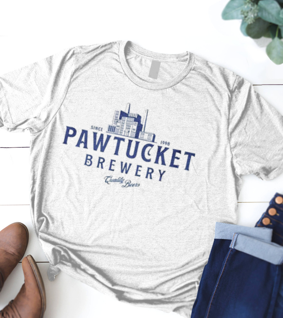 Family Guy Pawtucket Brewery Since 1936 Quality Beers T-Shirt