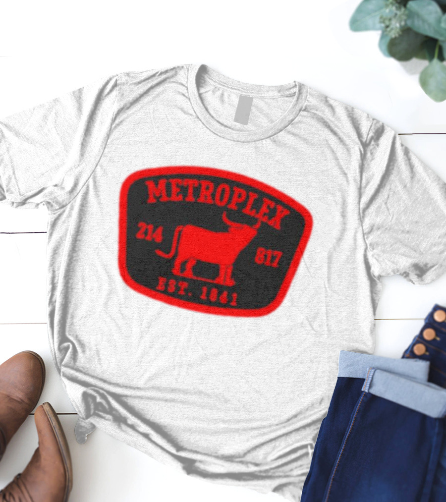 Metroplex 214 817 Est 1841 Longhorn Patch T-Shirt