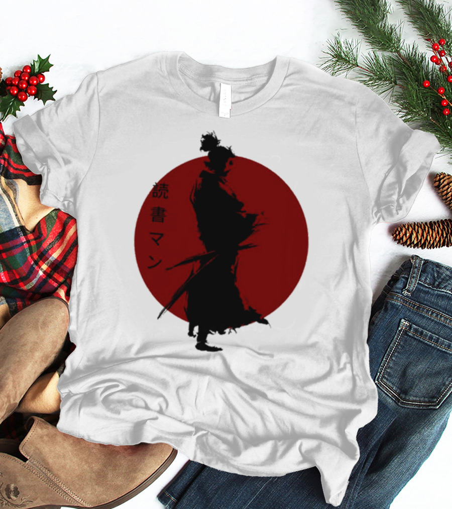 Miyamoto Musashi Samurai Silhouette Red Sun Kanji Reading Man T-Shirt