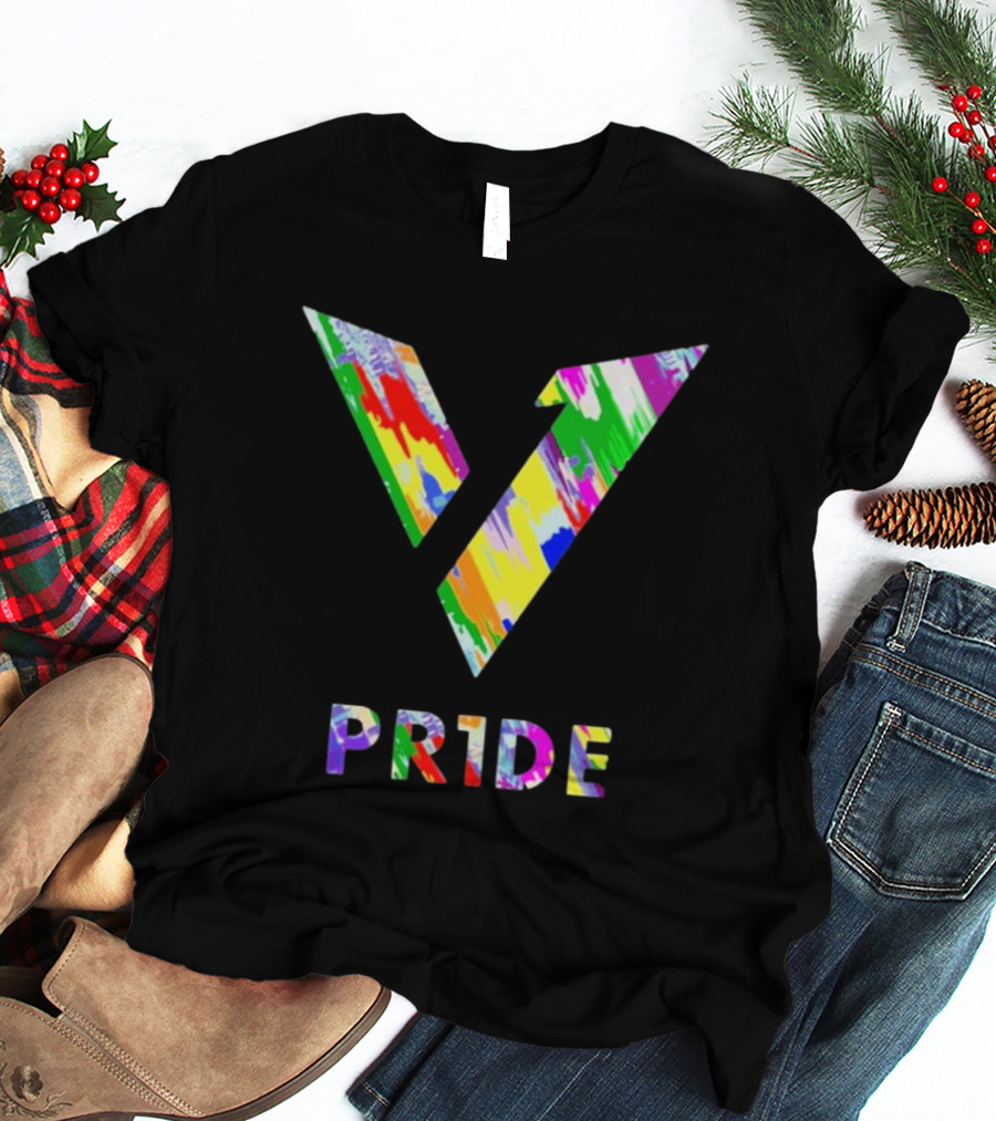Love Is Love Version1 V Pride Rainbow Paint Splatter T-Shirt