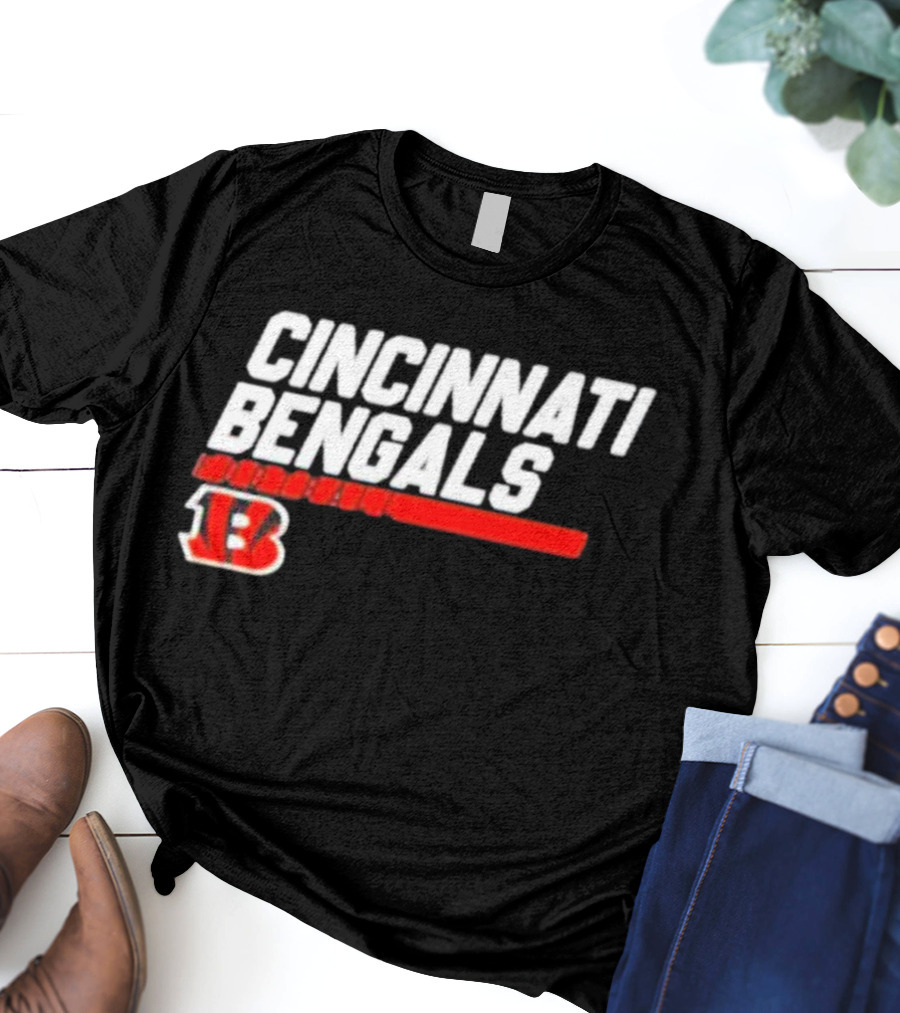 CINCINNATI BENGALS MODEST 13 T-Shirt