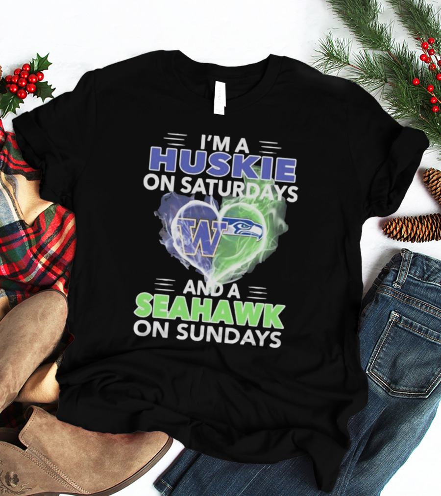 I’m A Huskie On Saturdays And A Seahawk On Sundays UW W Logo Seattle T-Shirt