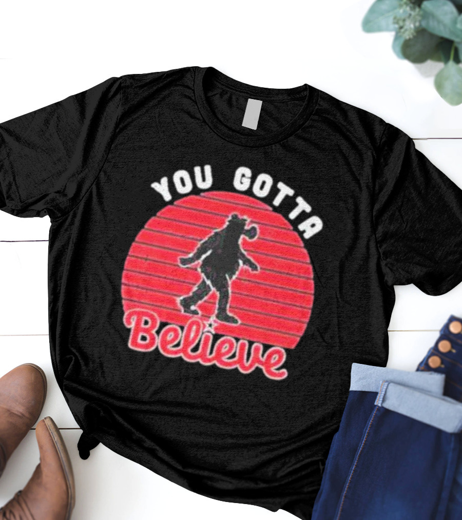You Gotta Believe Vintage Retro Philly Bear T-Shirt
