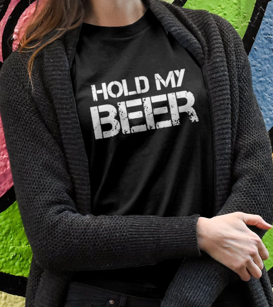 Hold My Beer Extraction Black Chris Hemsworth T-Shirt