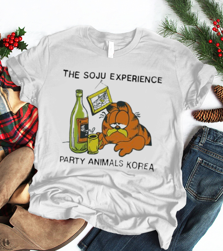 Garfield The Soju Experience Party Animals Korea T-Shirt