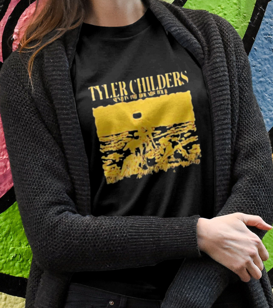 TYLER CHILDERS SEND IN THE HOUNDS TOUR T-Shirt