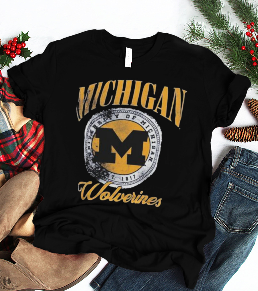 Michigan Wolverines University Of Michigan M Established 1817 Vintage Pressbox Women’s Oversized Falkland T-Shirt