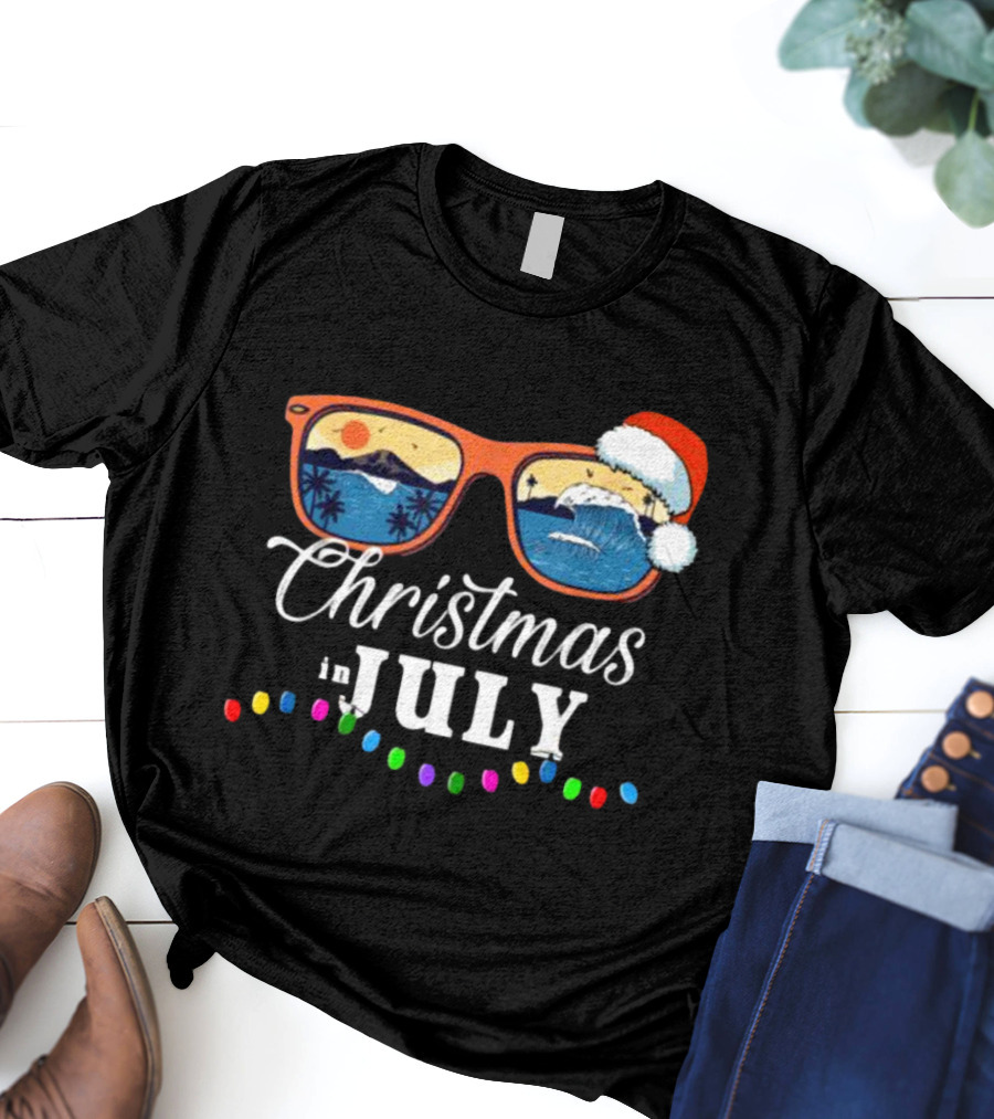 Christmas In July Santa Beach Vacation Sunglasses Holiday Lights T-Shirt