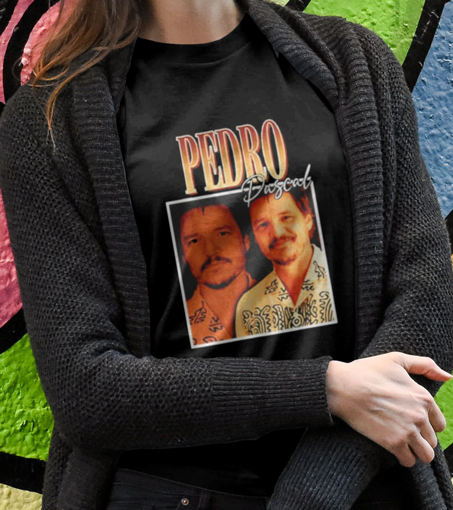 Pedro Pascal Retro 90s Style Vintage Portraits T-Shirt