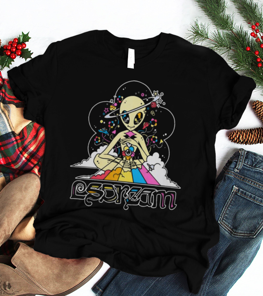 Isdream Cosmic Love Alien With Planet Head And Rainbow Energy Vision T-Shirt