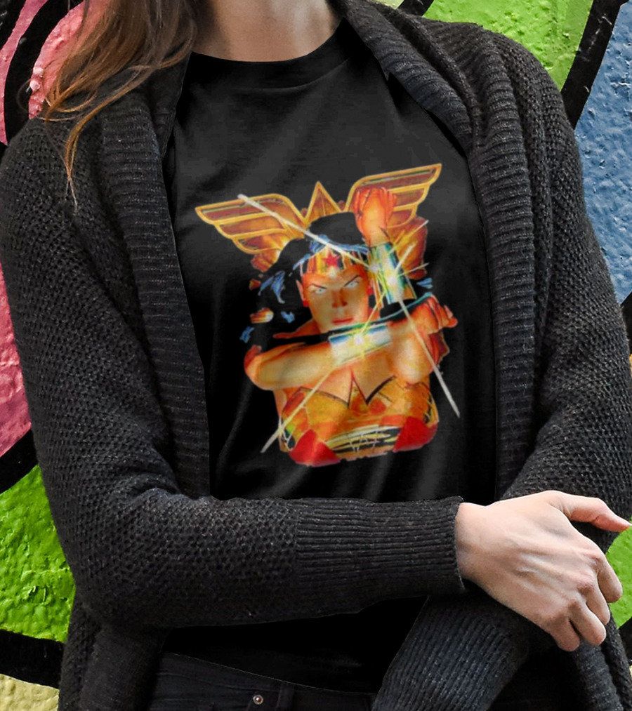 Wonder Woman Bracelets Deflection Wings Emblem T-Shirt