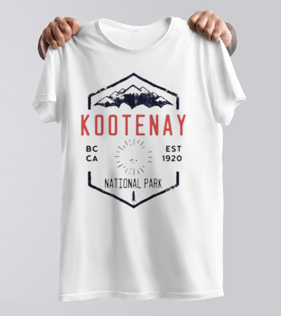 Kootenay National Park Canada BC Est 1920 Mountain Badge T-Shirt