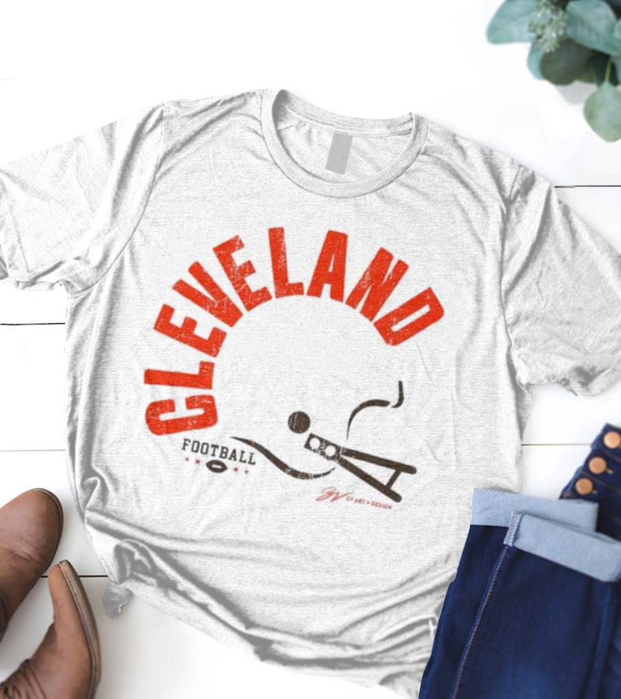 Cleveland Football Helmet Bold Type T-Shirt