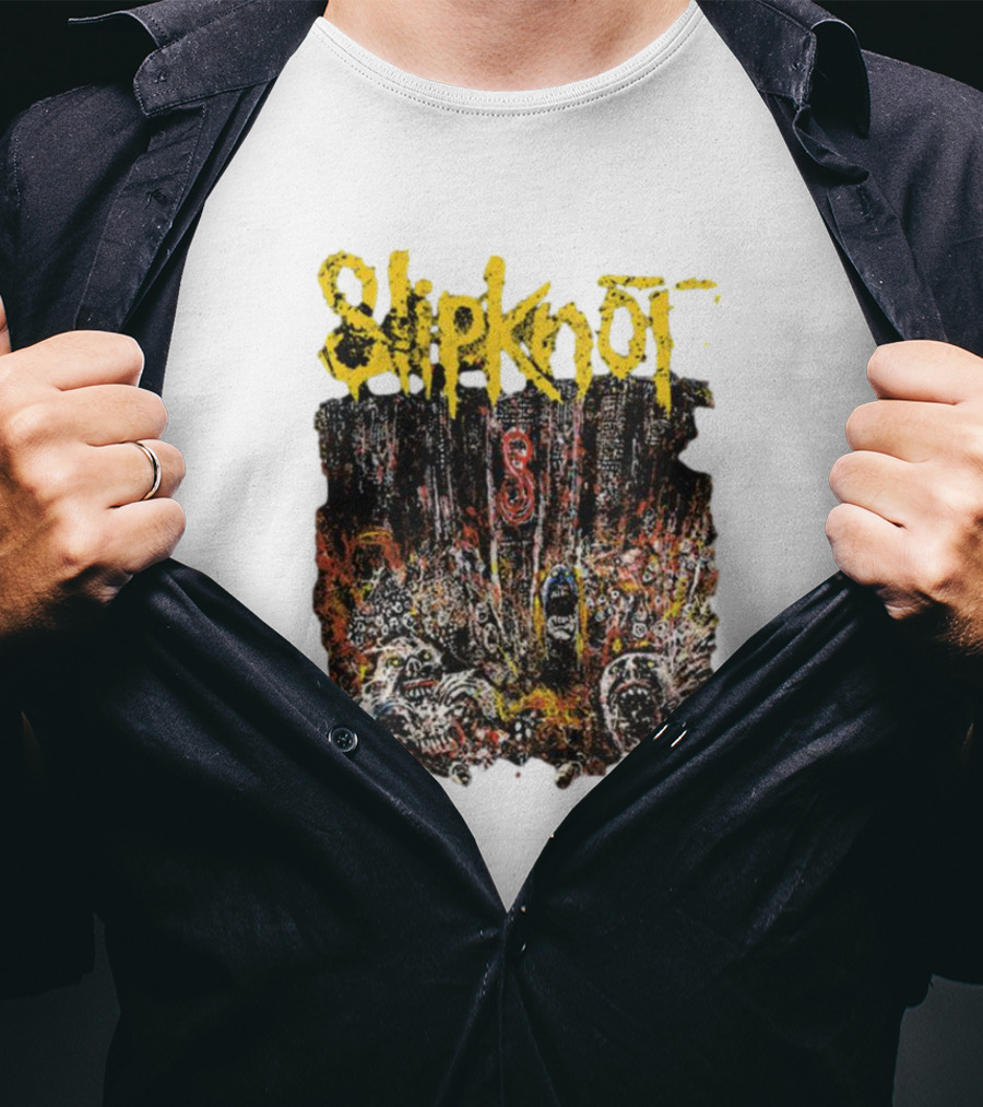 Slipknot Live At MSG Concert Art With Number 8 Grunge T-Shirt