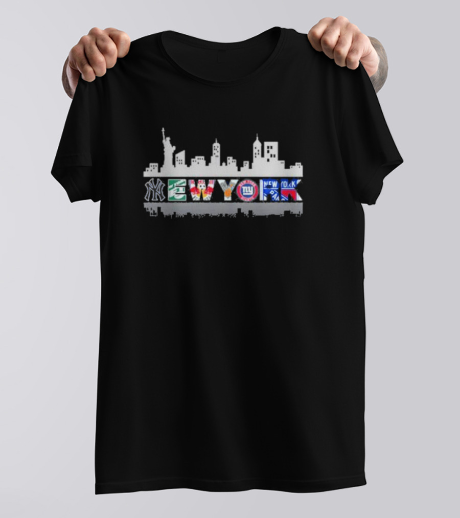 New York City Skyline Yankees Giants Mets Knicks Rangers T-Shirt