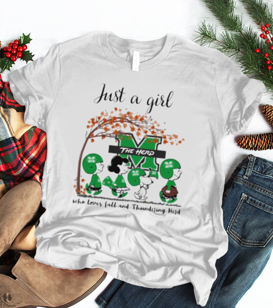 Just A Girl Who Loves Fall And Marshall Thundering Herd Peanuts Charlie Brown Lucy Autumn Leaves T-Shirt