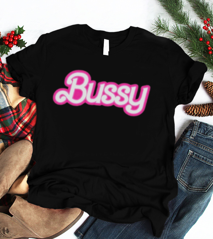 Bussy Barbie New Retro Pink T-Shirt