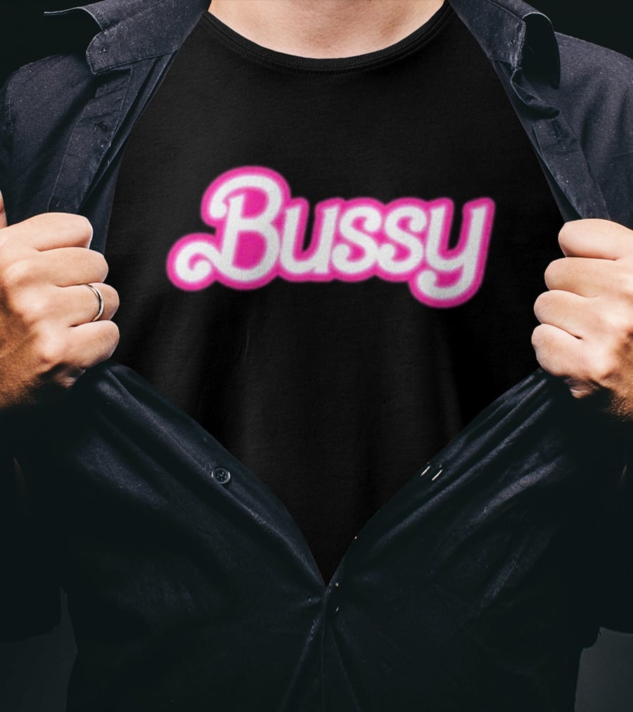 Bussy Barbie New Retro Pink T-Shirt