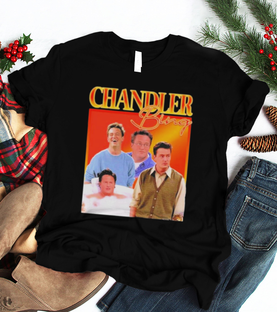 CHANDLER BING MADDNESS SHOP HOMAGE T-Shirt