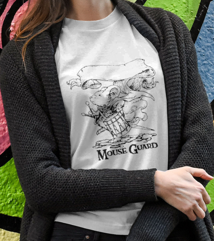 Mouse Guard Prevail Banner Shield T-Shirt