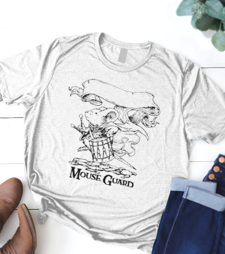 Mouse Guard Prevail Banner Shield T-Shirt