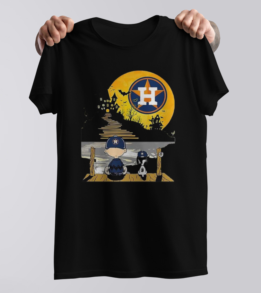 Snoopy Charlie Brown Houston Astros Halloween Moon Scene T-Shirt