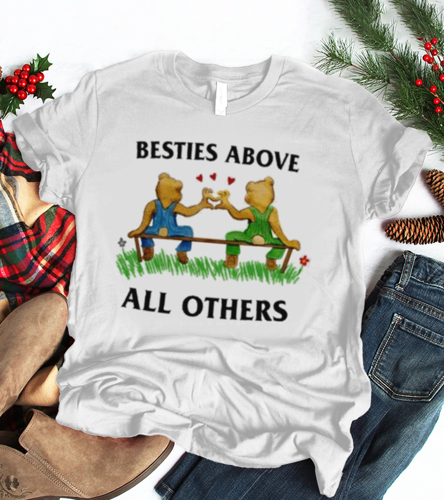 Besties Above All Others Fist Bump Bears On A Bench T-Shirt