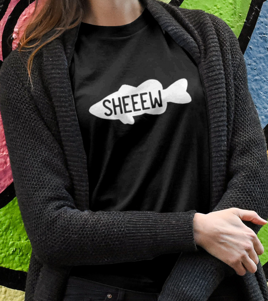 Sheeew Fishing Flair Bass Icon Black T-Shirt