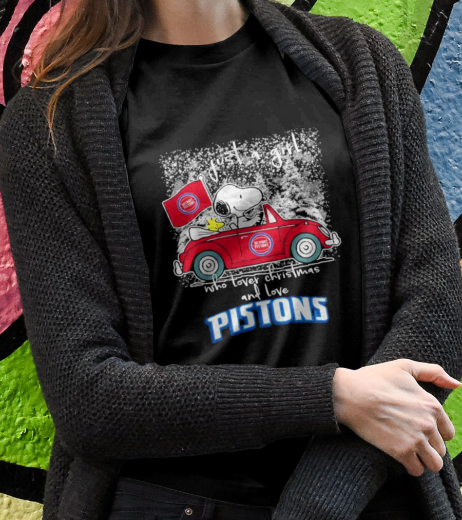 Snoopy And Woodstock Just A Girl Who Loves Christmas And Detroit Pistons T-Shirt