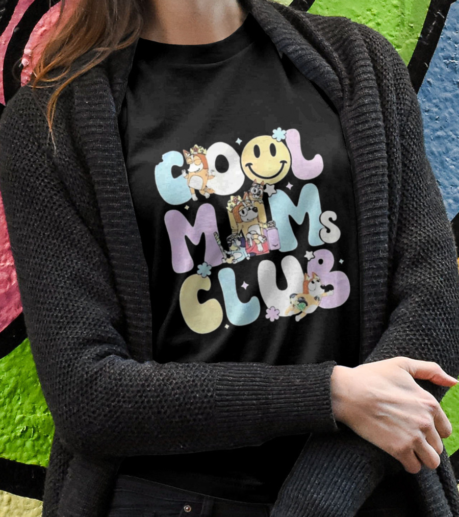 Cool Moms Club Mama Smile Happy Characters T-Shirt