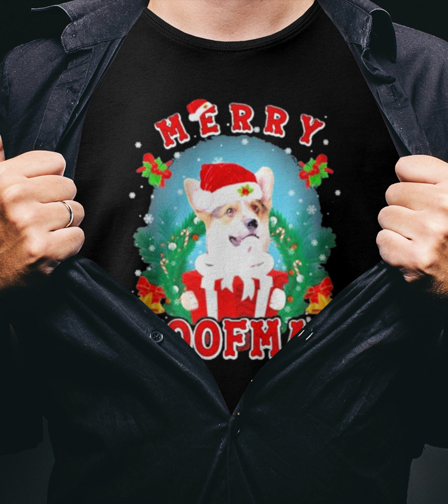 Merry Woofmas Welsh Corgi In Santa Hat With Presents And Christmas Decorations T-Shirt