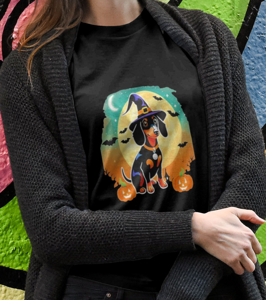 Dachshund Dog Witch Hat Moon Bats Pumpkins T-Shirt