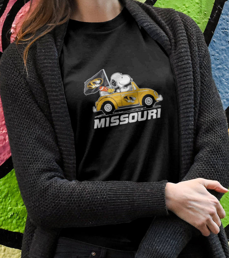 Missouri Tigers Snoopy Woodstock Driving Car T-Shirt