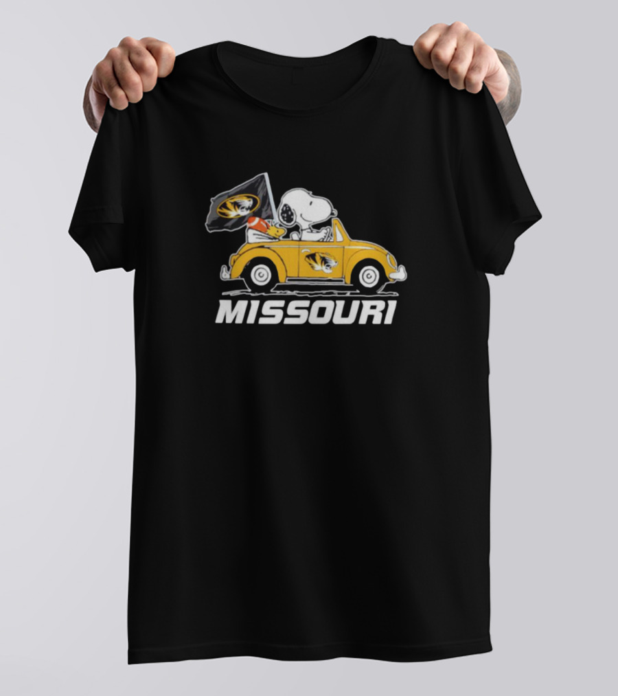 Missouri Tigers Snoopy Woodstock Driving Car T-Shirt