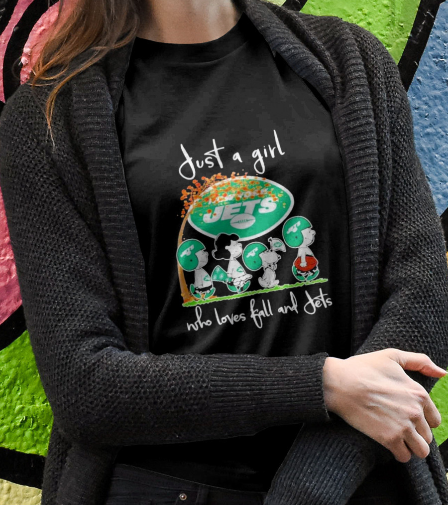 Just A Girl Who Loves Fall And New York Jets Football With Peanut Friend T-Shirt