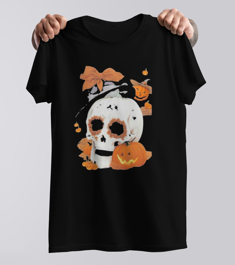 The Witch's Skull Pumpkin Halloween Hat And Laughing Jack-O'-Lanterns T-Shirt