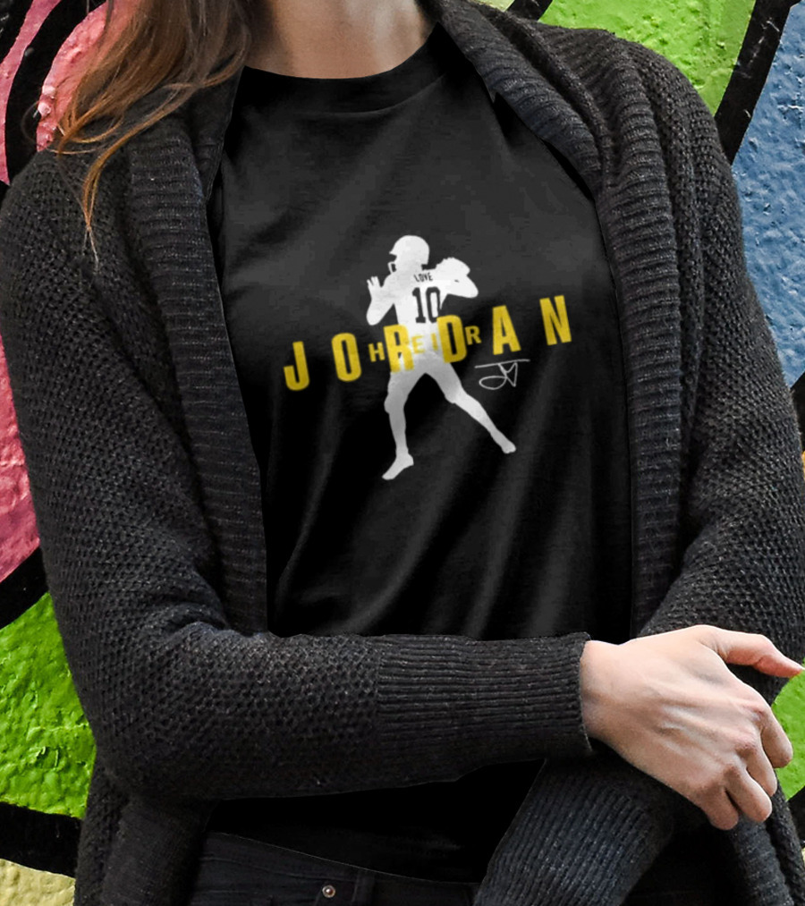 Heir Jordan Love Quarterback Silhouette Signature T-Shirt