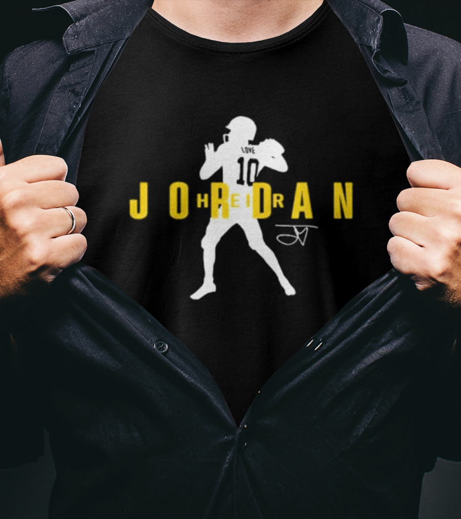Heir Jordan Love Quarterback Silhouette Signature T-Shirt