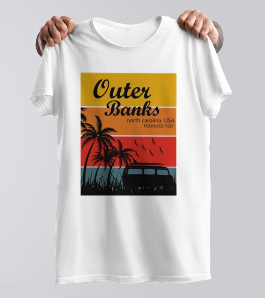 Outer Banks North Carolina USA Founded 1587 Vintage Car Beach Palm Trees T-Shirt