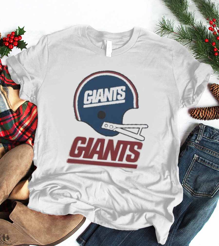New York Giants Helmet With Giants Text T-Shirt