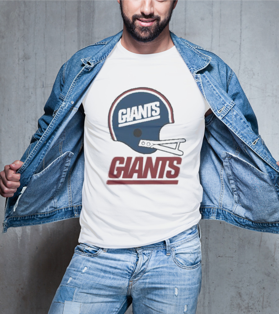 New York Giants Helmet With Giants Text T-Shirt