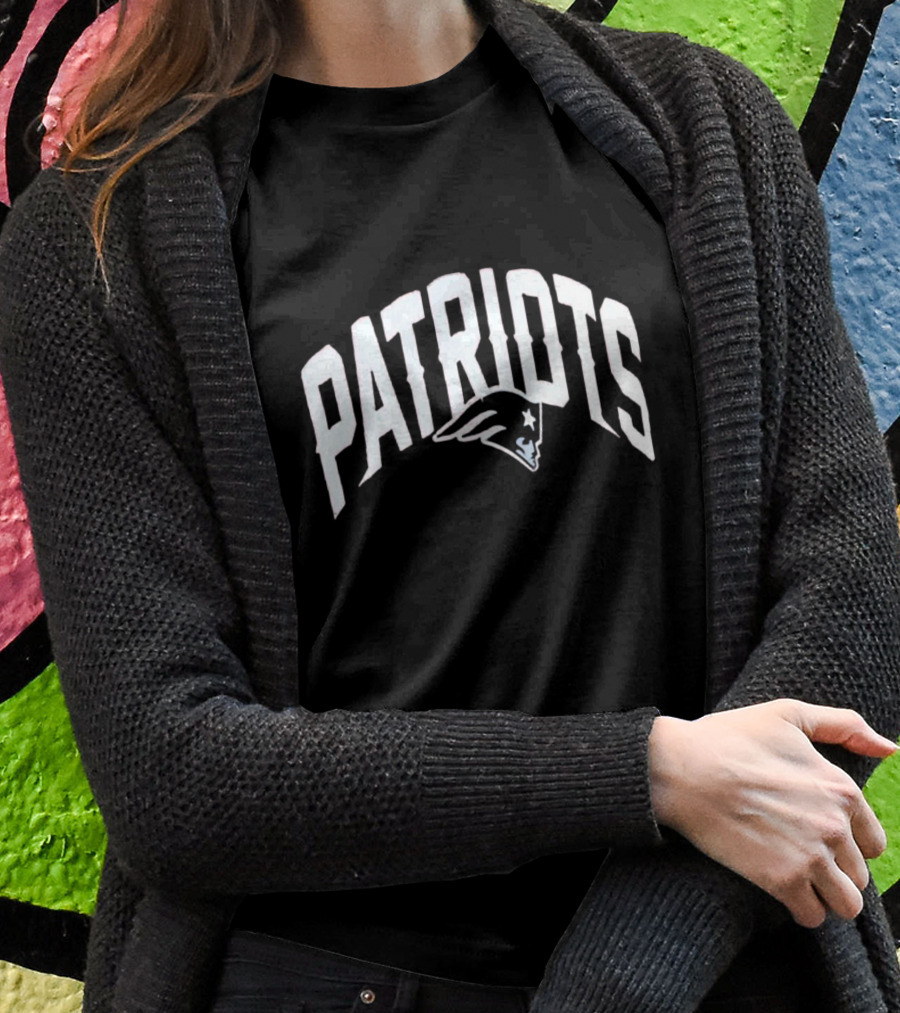 PATRIOTS Bill Belichick Black White Red T-Shirt