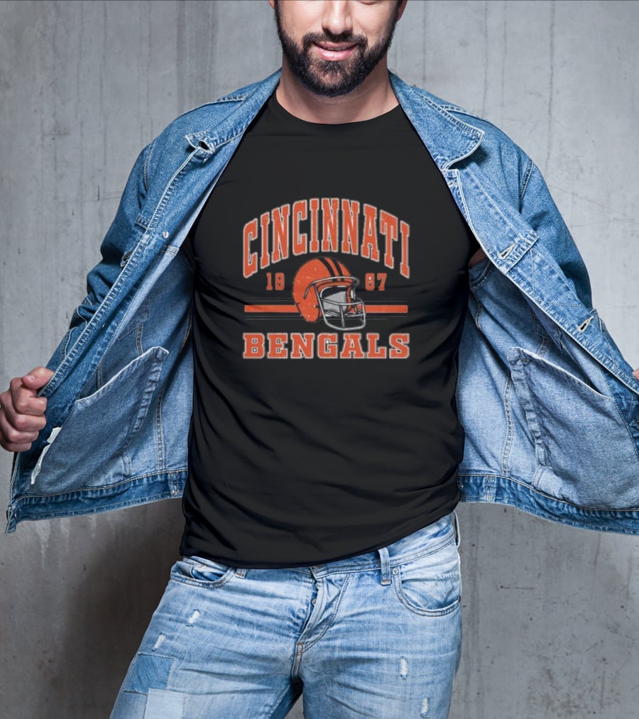 Cincinnati Bengals 1967 Football Helmet T-Shirt