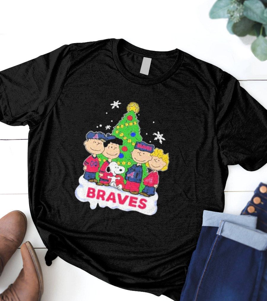 Braves Peanuts Snoopy Christmas Tree Charlie Brown Lucy Linus Woodstock T-Shirt