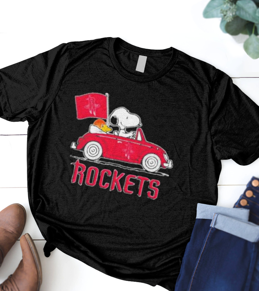 Houston Rockets Snoopy Dog Driving Red Car With Basketball Flag T-Shirt