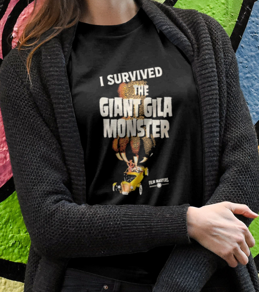 I Survived The Giant Gila Monster Film Masters Vintage Car Scene T-Shirt